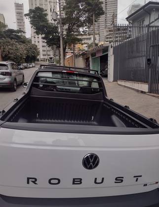 VOLKSWAGEN SAVEIRO 1.6 MSI ROBUST CD 16V FLEX 2P MANUAL VOLKSWAGEN SAVEIRO 1.6 MSI ROBUST CD 16V FLEX 2P MANUAL